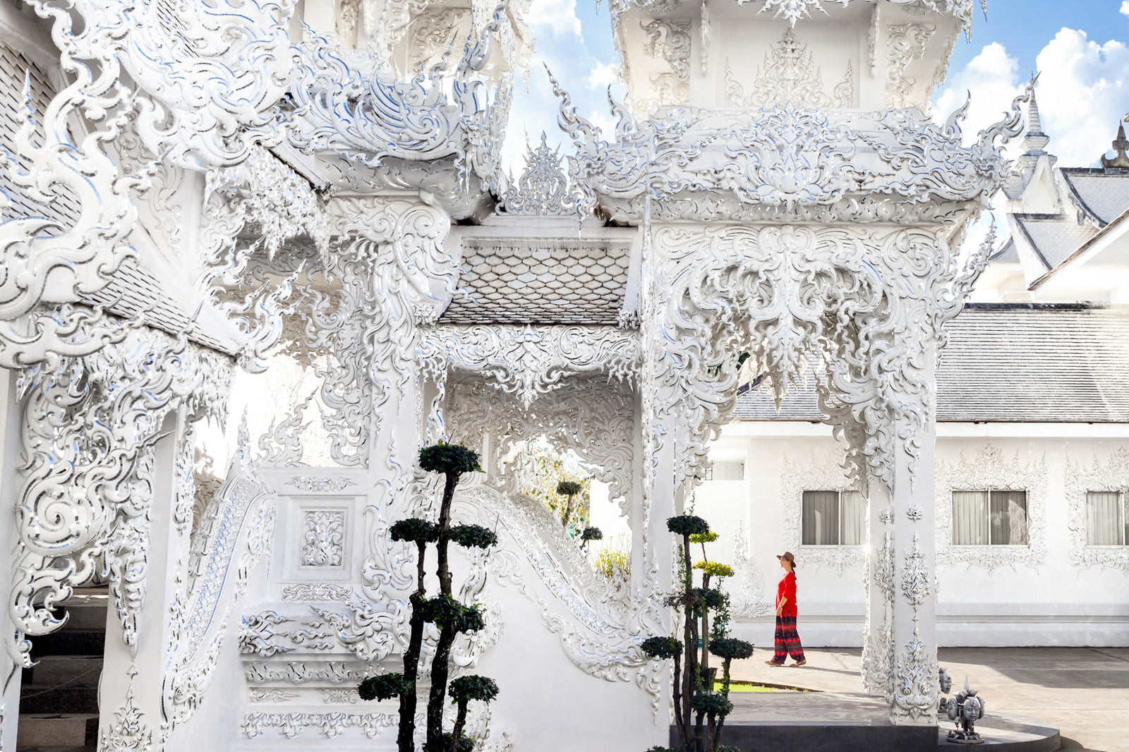 From Chiang Mai: Chiang Rai Temples & Hot Springs Trip