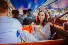 Bangkok:Floating Market & Maeklong Train Market Premium Tour