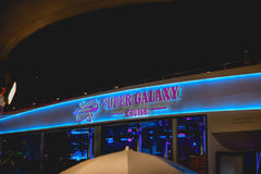 Bangkok: Super Galaxy Chao Phraya Dinner Cruise