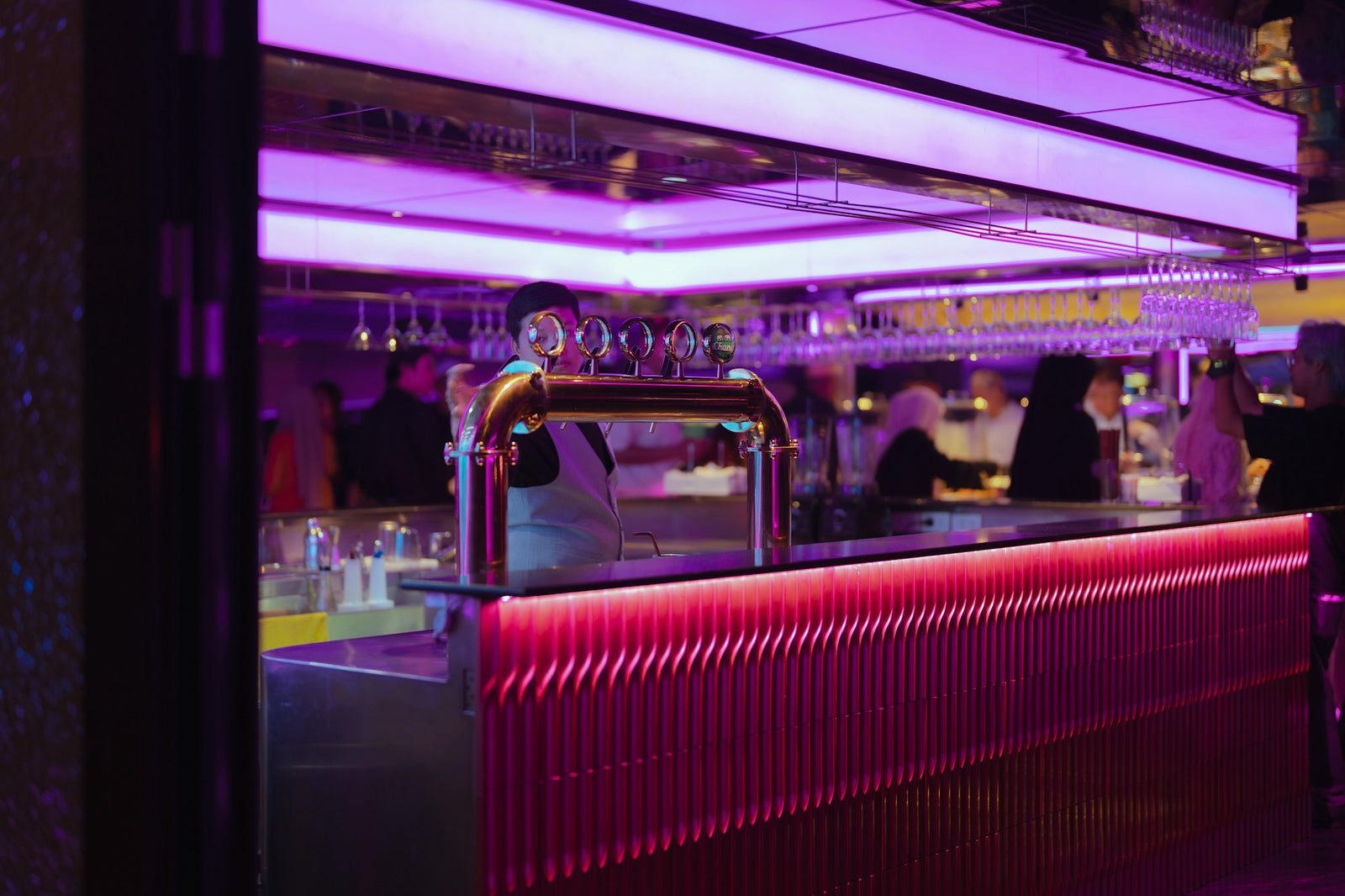 Bangkok: Super Galaxy Chao Phraya Dinner Cruise